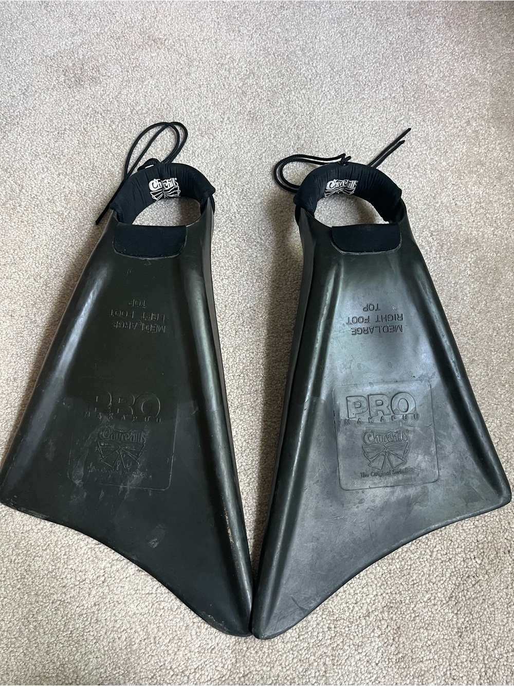Churchill Makapuu Pro Swimfins Sz medium/LargeBlack Body Surfing Beach Snorkling